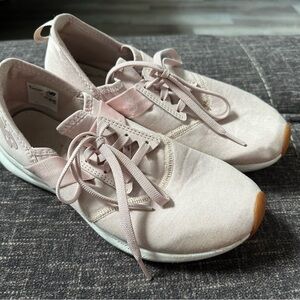 New Balance Fuel Core Energize Size 8